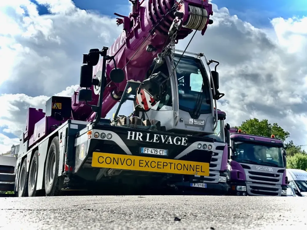 grue-levage-professionnel-cote-d-azur-hr-levage (1)